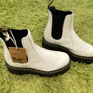 Platform Doc Martens